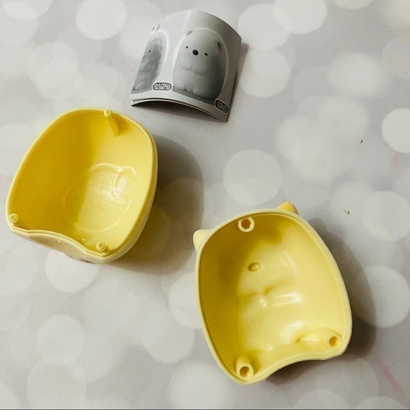 Sumikko Gurashi Neko Flocked Capsule Toy - Picture 3 of 3